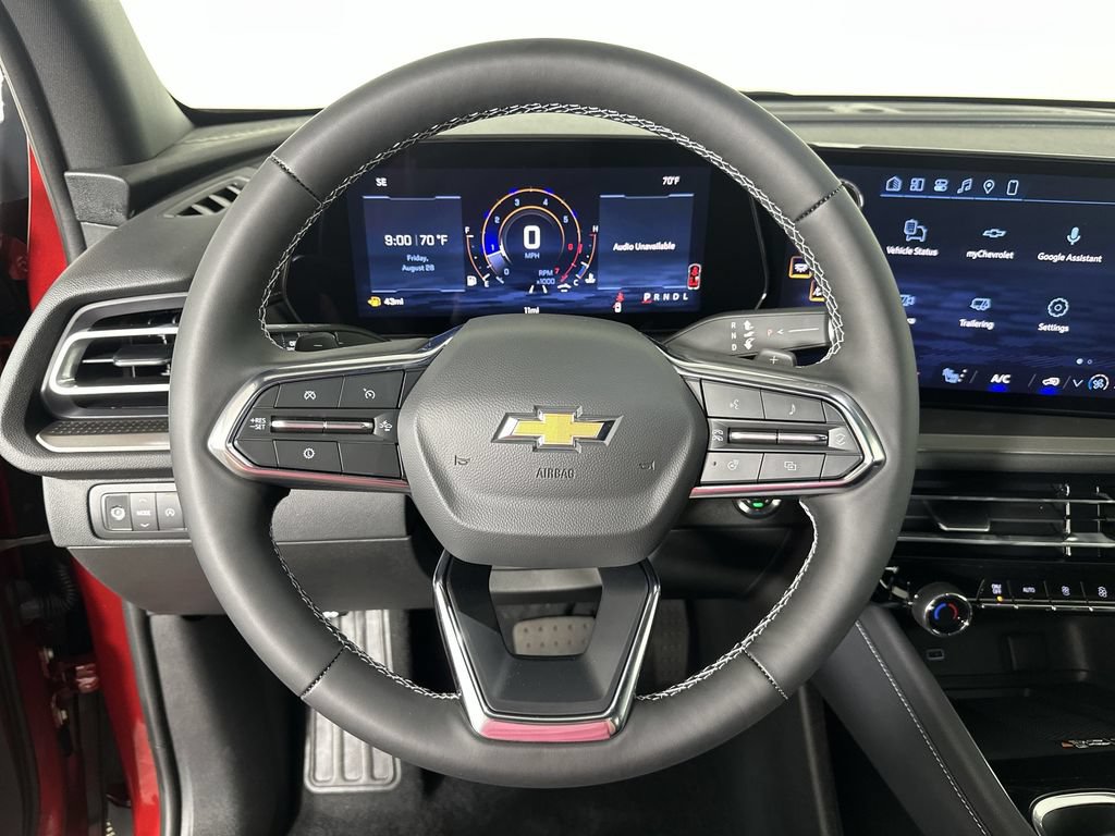 New 2027 Chevrolet Traverse LT w/ LPO, Floor Liner Package FWD image 12