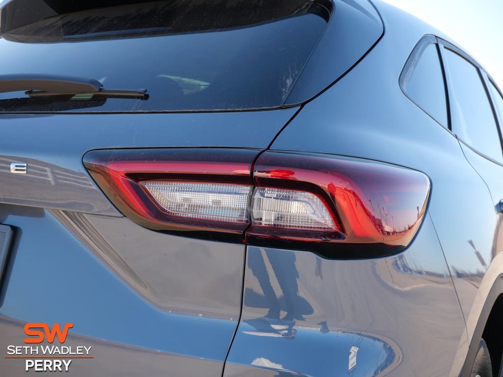 New 2026 Ford Escape Active image 8