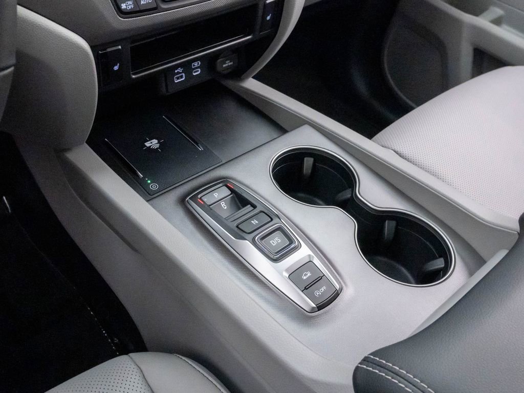 Used 2025 Honda Ridgeline RTL image 13