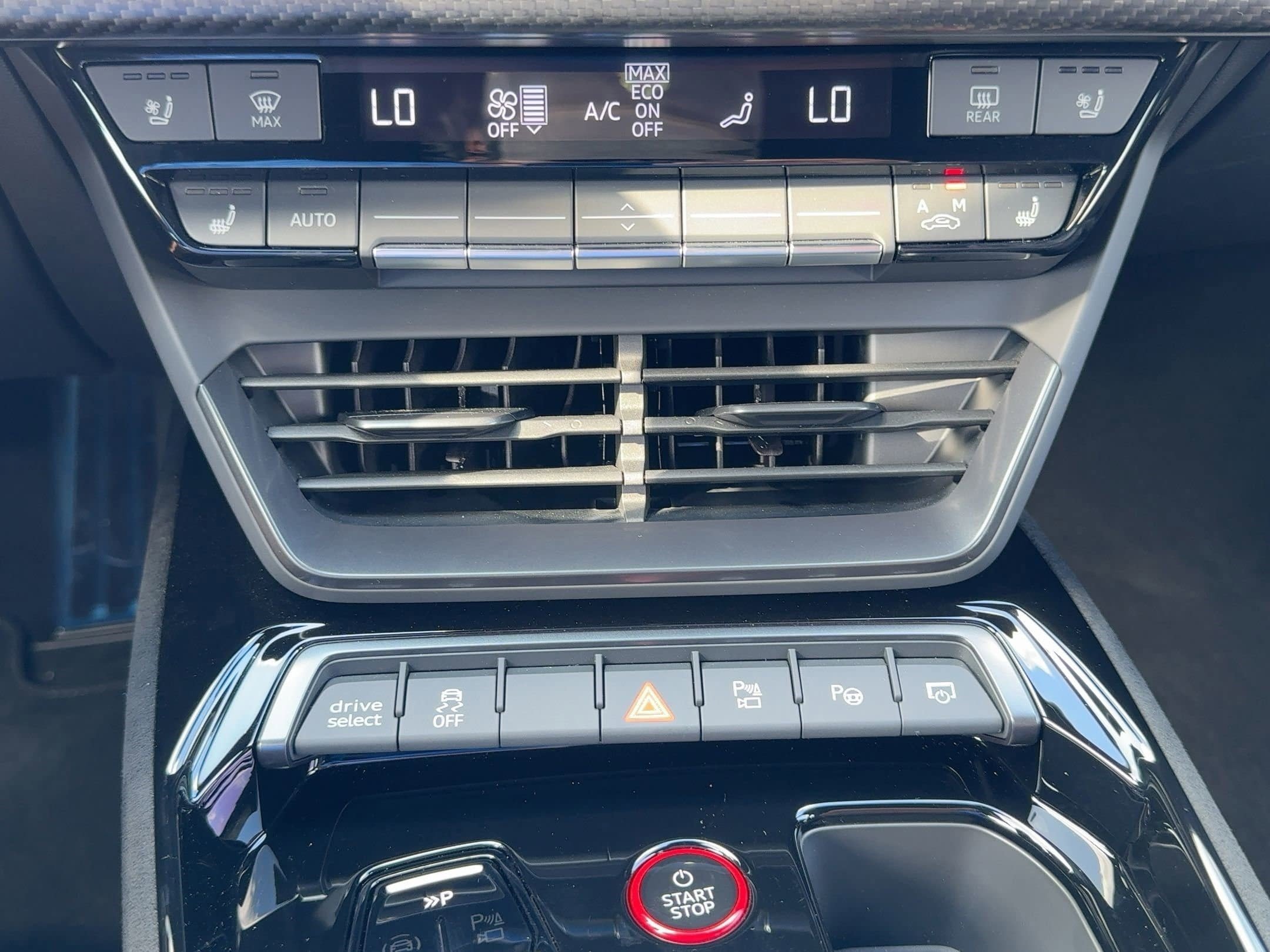 New 2025 Audi RS e-tron GT performance image 25