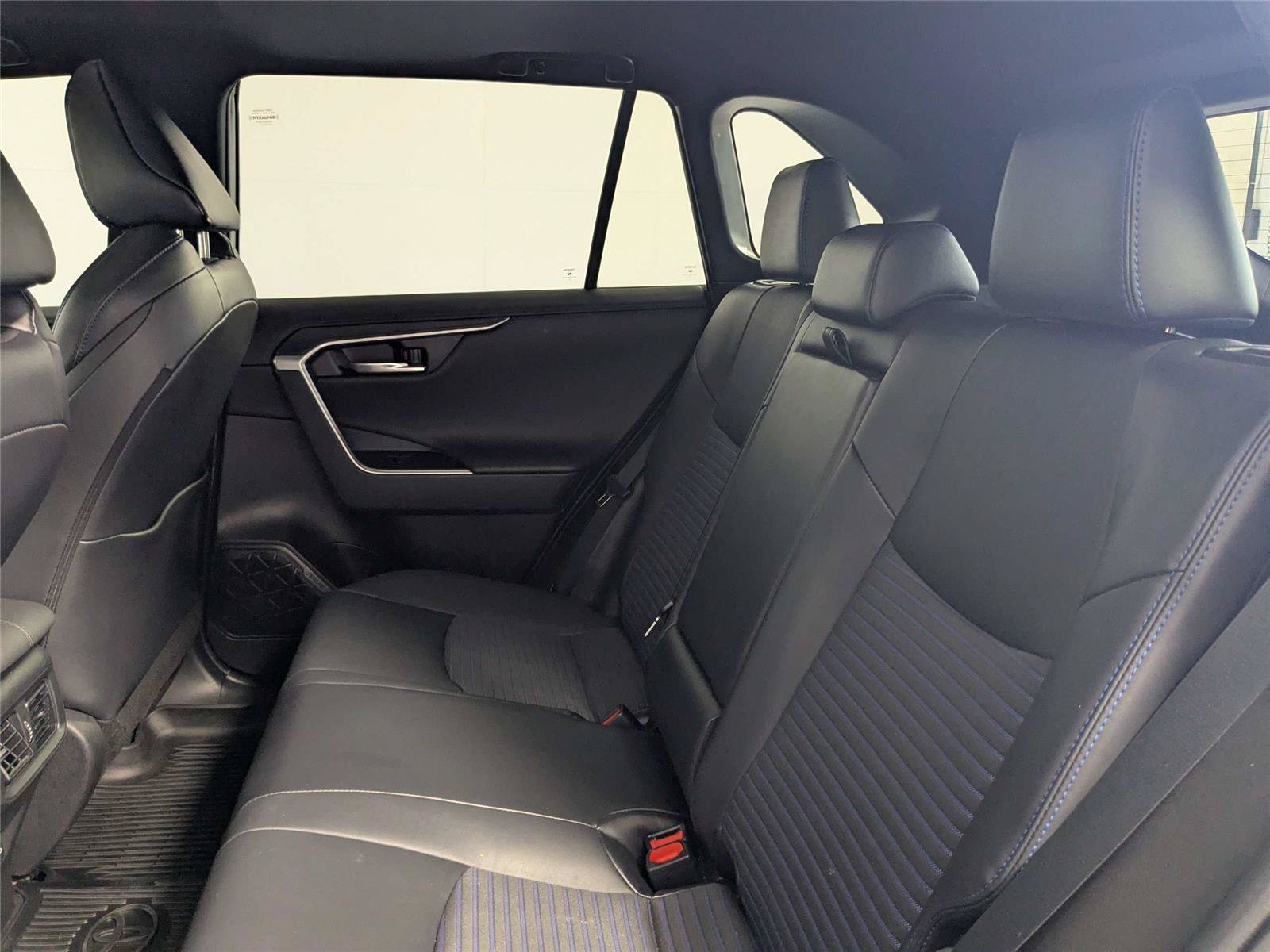 Certified 2022 Toyota RAV4 XSE AWD/4WD image 36