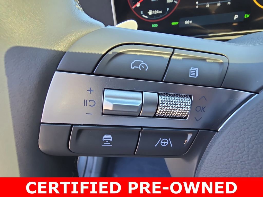 Used 2025 Hyundai Sonata Limited FWD image 17
