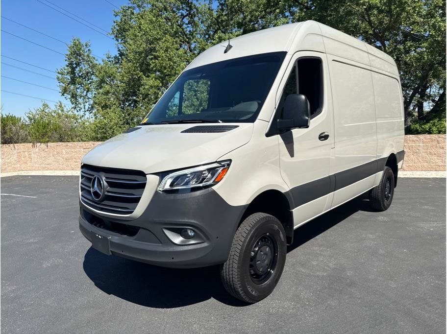 Used 2023 Mercedes-Benz Sprinter 2500 144 Cargo image 3