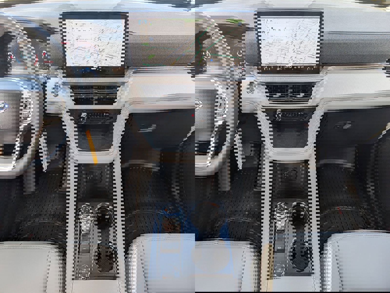 New 2026 Ford Explorer Active w/ Active Comfort Package image 7