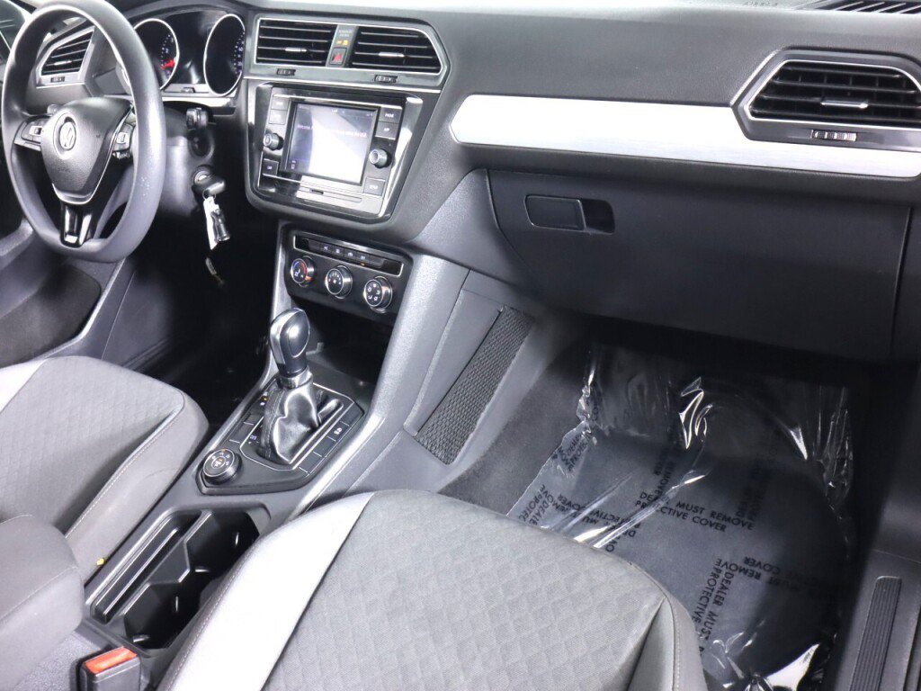 Used 2019 Volkswagen Tiguan S w/ 3rd Row Seat Package AWD/4WD image 36