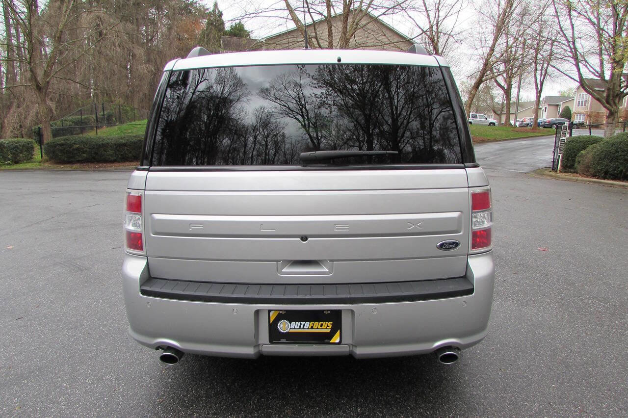 Used 2019 Ford Flex SE image 5