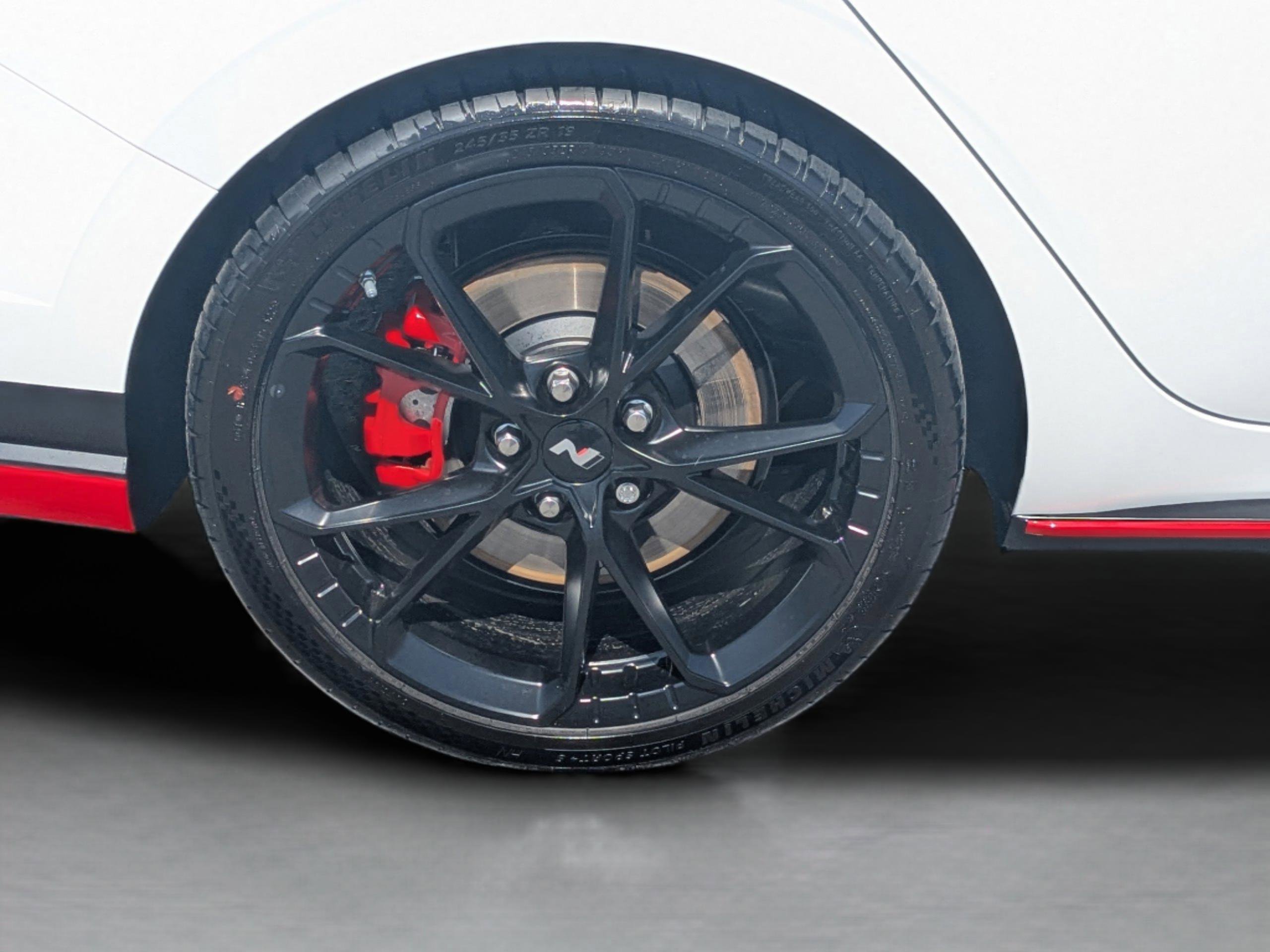 New 2026 Hyundai Elantra N FWD image 15