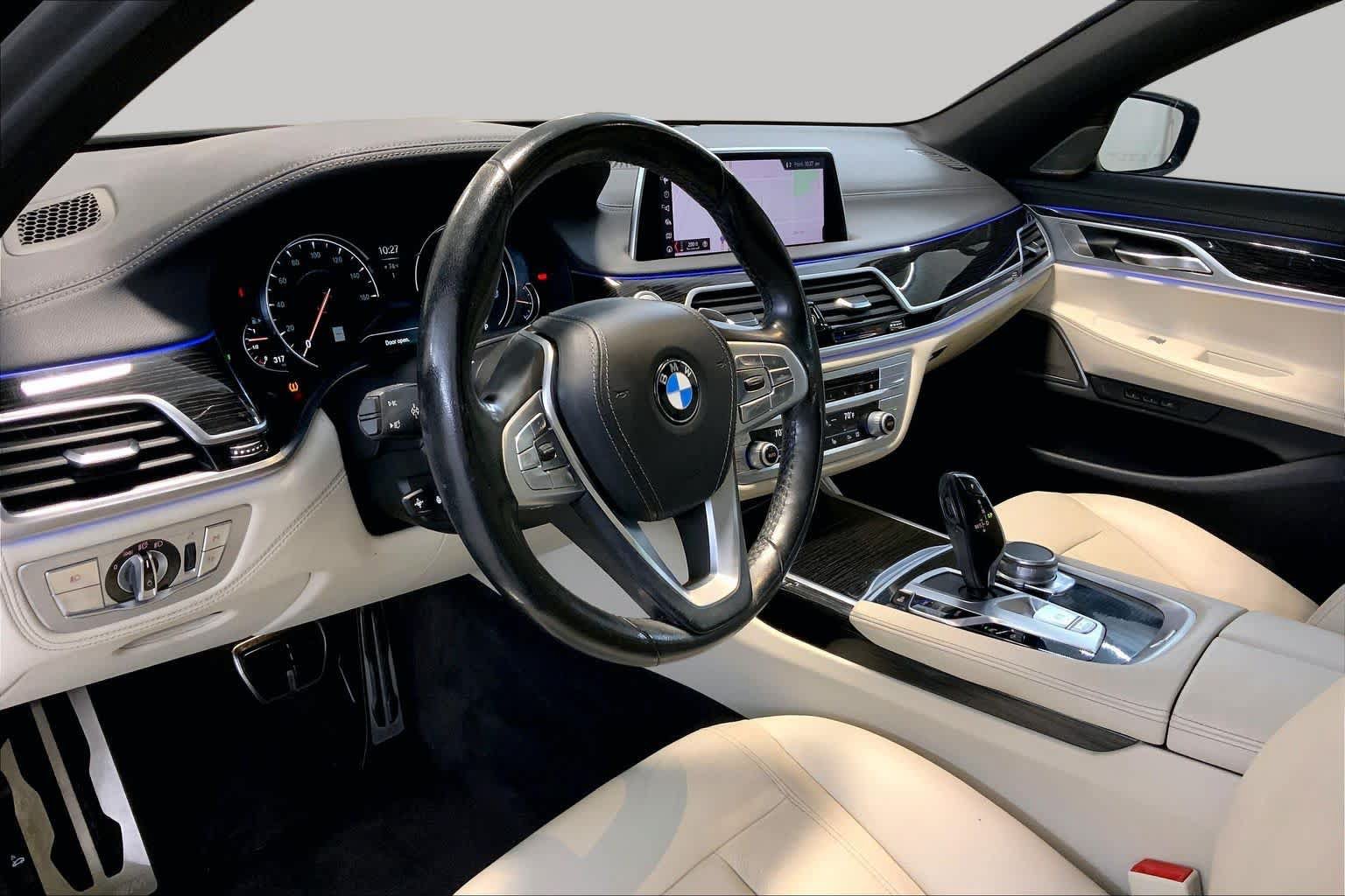 Used 2019 BMW 740i xDrive w/ M Sport Package AWD/4WD image 17