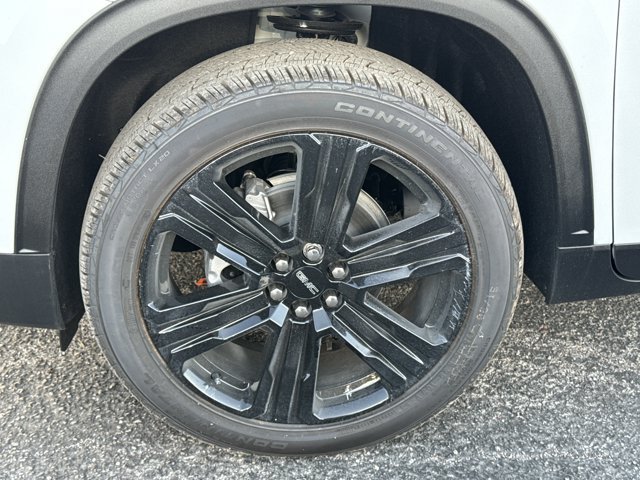 New 2026 GMC Acadia Elevation w/ Black Edition FWD image 16