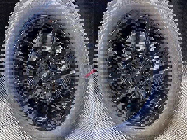 Used 2026 GMC Yukon Elevation w/ Elevation Premium Package image 34