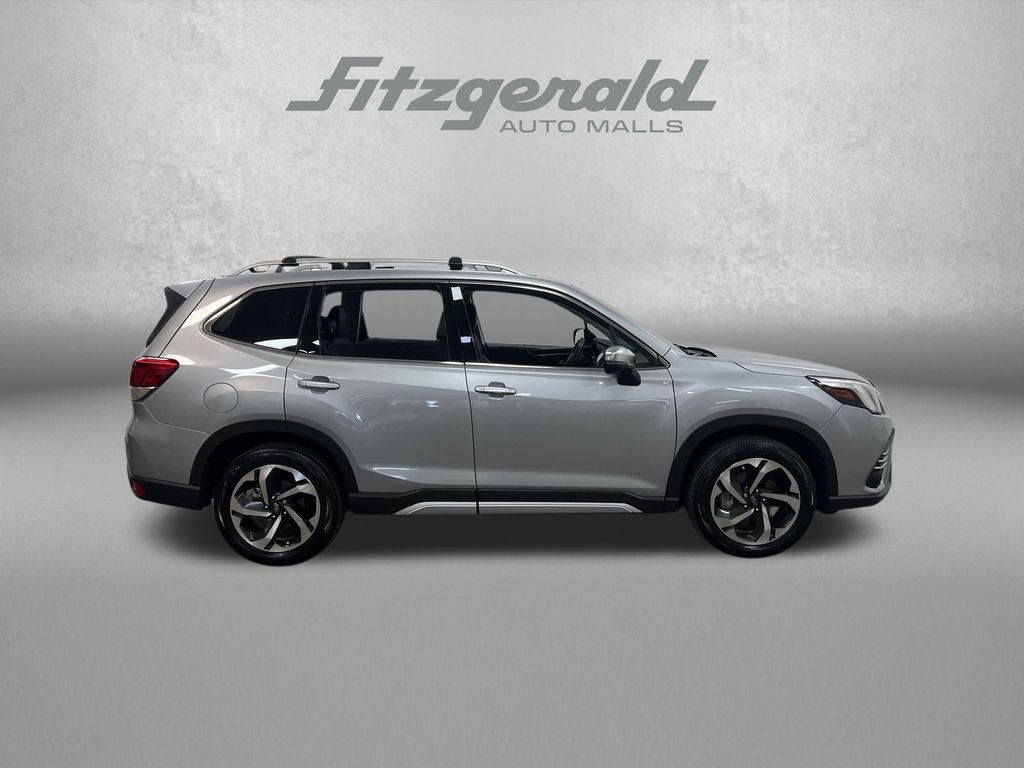 Used 2023 Subaru Forester Touring AWD/4WD image 7