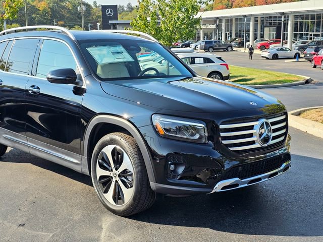 New 2026 Mercedes-Benz GLB 250 4MATIC image 2