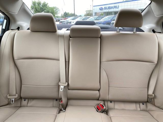 Used 2018 Subaru Legacy 3.6R Limited AWD/4WD image 11