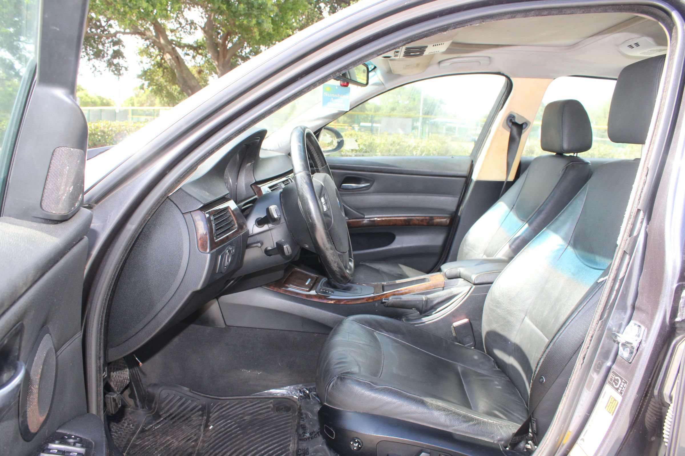 Used 2006 BMW 325i Sedan RWD image 6