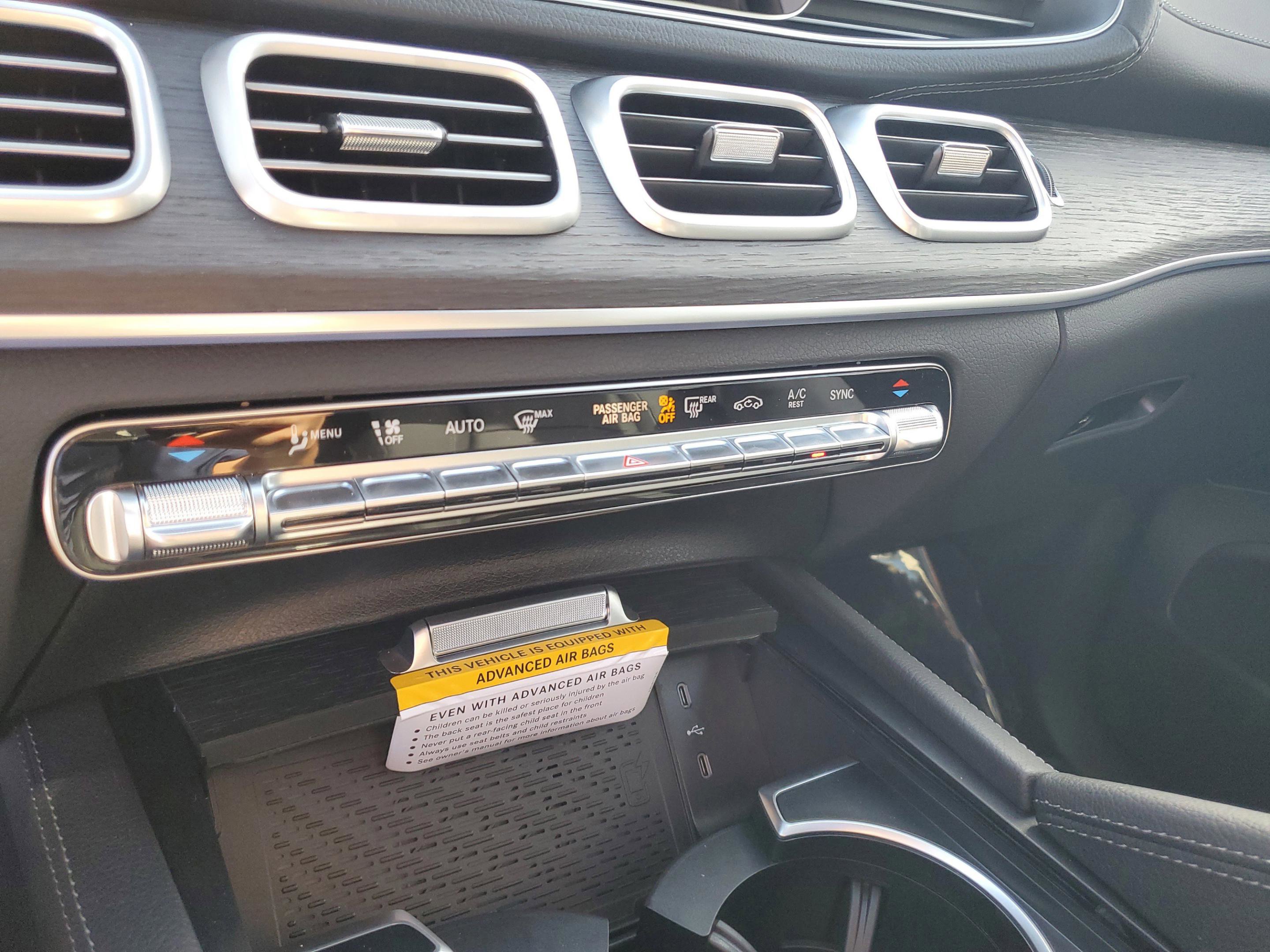 Certified 2026 Mercedes-Benz GLS 450 4MATIC image 33