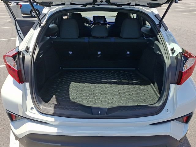 Used 2022 Toyota C-HR XLE FWD image 29