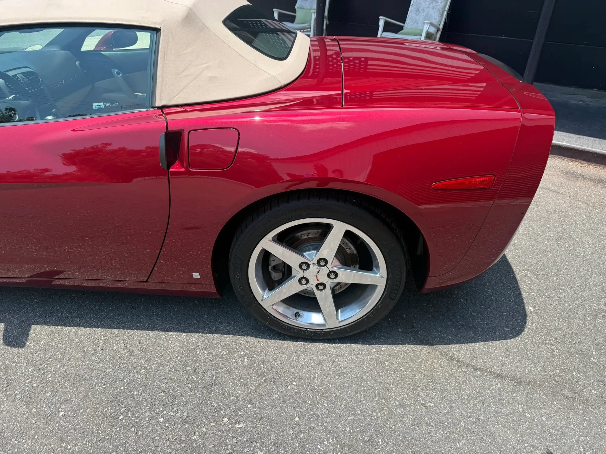 Used 2006 Chevrolet Corvette Convertible w/ Preferred Equipment Group RWD image 17