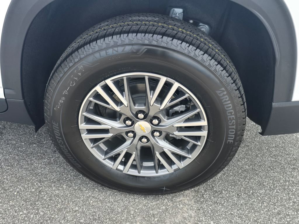 New 2026 Chevrolet Traverse LT image 25