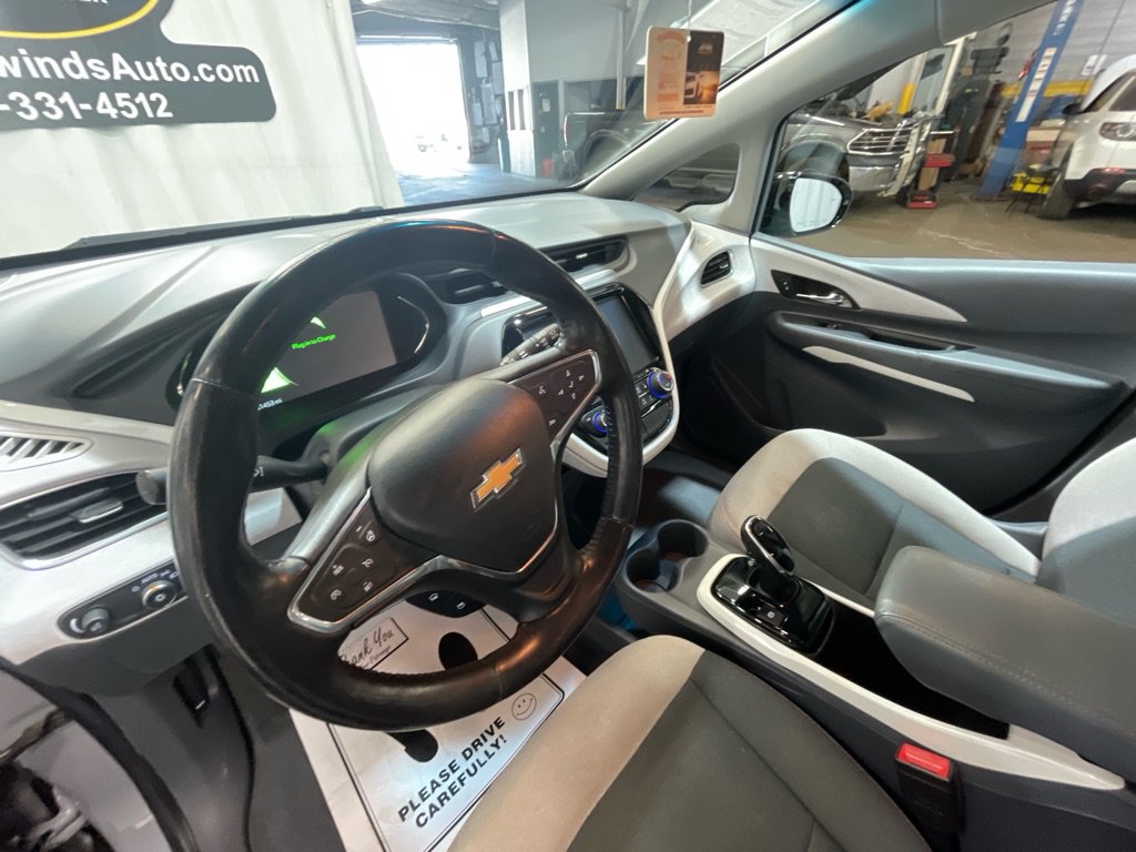 Used 2020 Chevrolet Bolt LT FWD image 19
