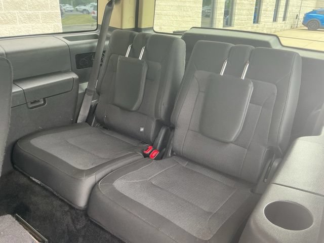 Used 2017 Ford Flex SE FWD image 13