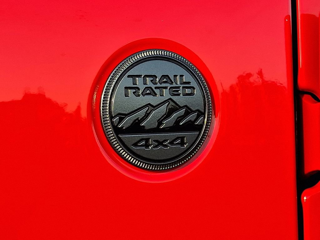 Used 2023 Jeep Wrangler Altitude image 37