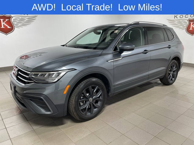 Used 2024 Volkswagen Tiguan SE w/ Panoramic Sunroof Package AWD/4WD image 3