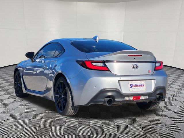 Used 2023 Toyota GR86 Premium w/ ALL Weather Mat Package (TMS) RWD image 8