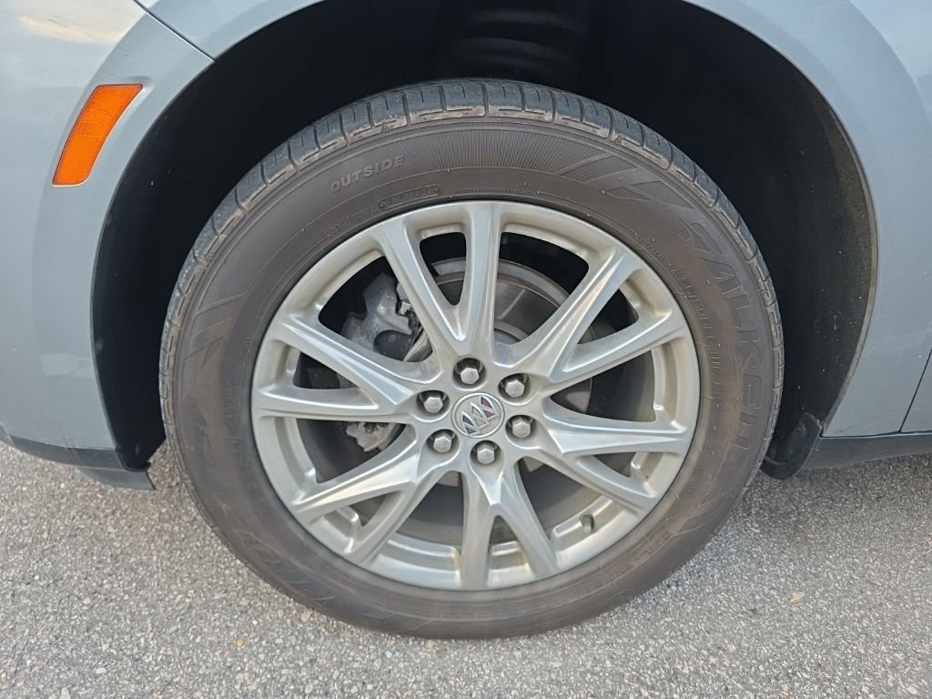 Used 2023 Buick Enclave Premium w/ Experience Buick Package image 17