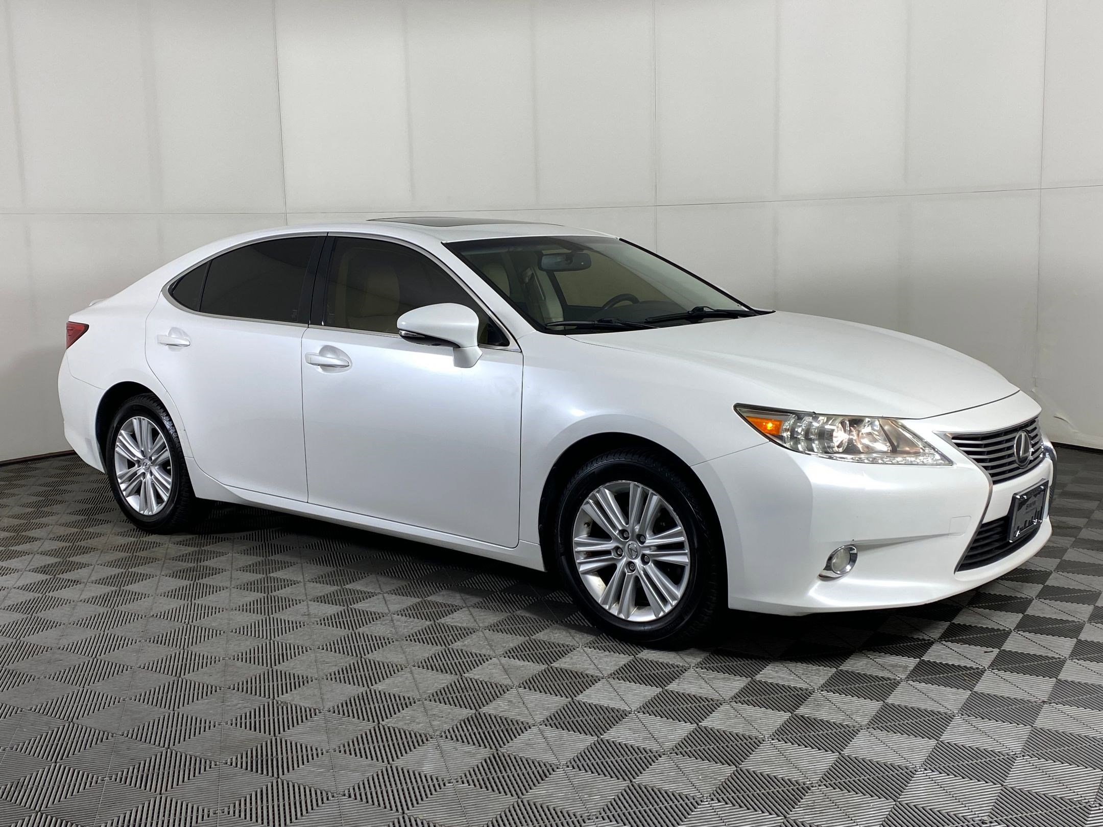 Used 2015 Lexus ES 350 image 7