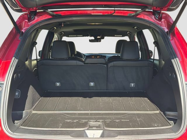Used 2025 Honda Passport Black Edition image 13