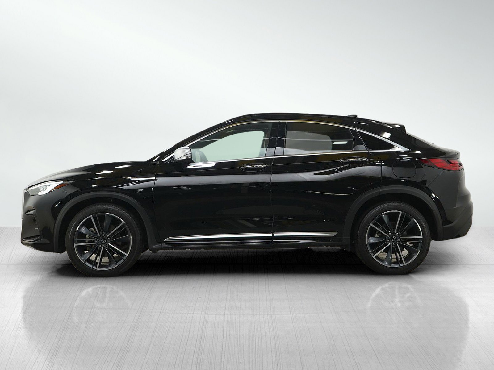 Used 2025 INFINITI QX55 Sensory w/ Lighting Package AWD/4WD image 2