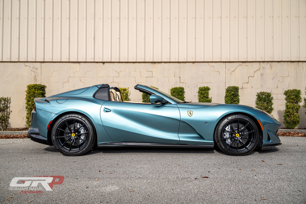 Used 2023 Ferrari 812 GTS image 2