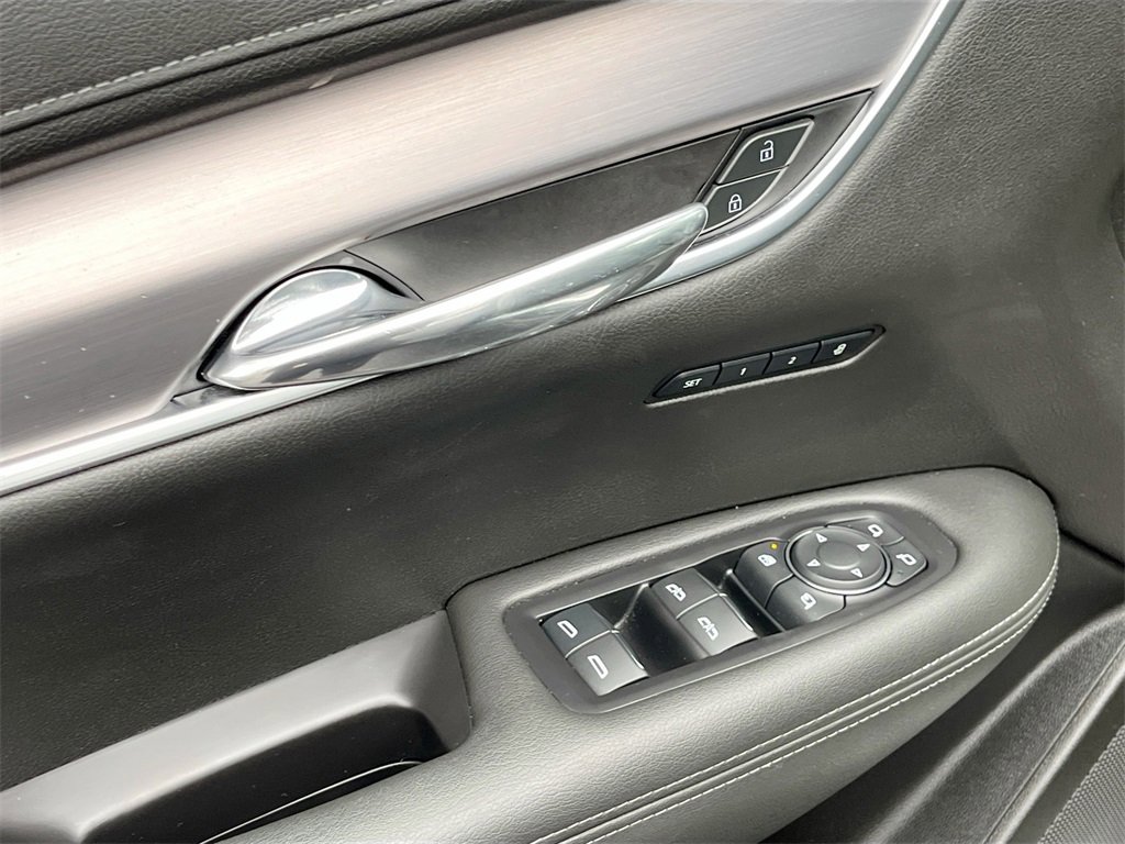 Certified 2024 Cadillac XT6 Luxury w/ LPO, Floor Liner Package image 17