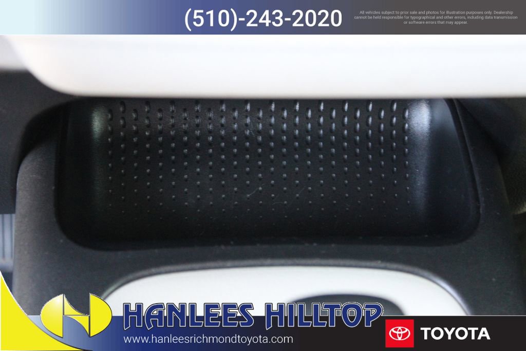 Used 2024 Toyota Corolla LE FWD image 20