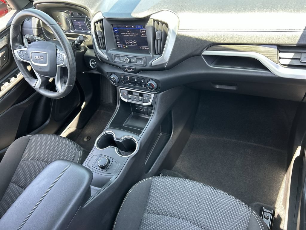 Used 2023 GMC Terrain SLE FWD image 29