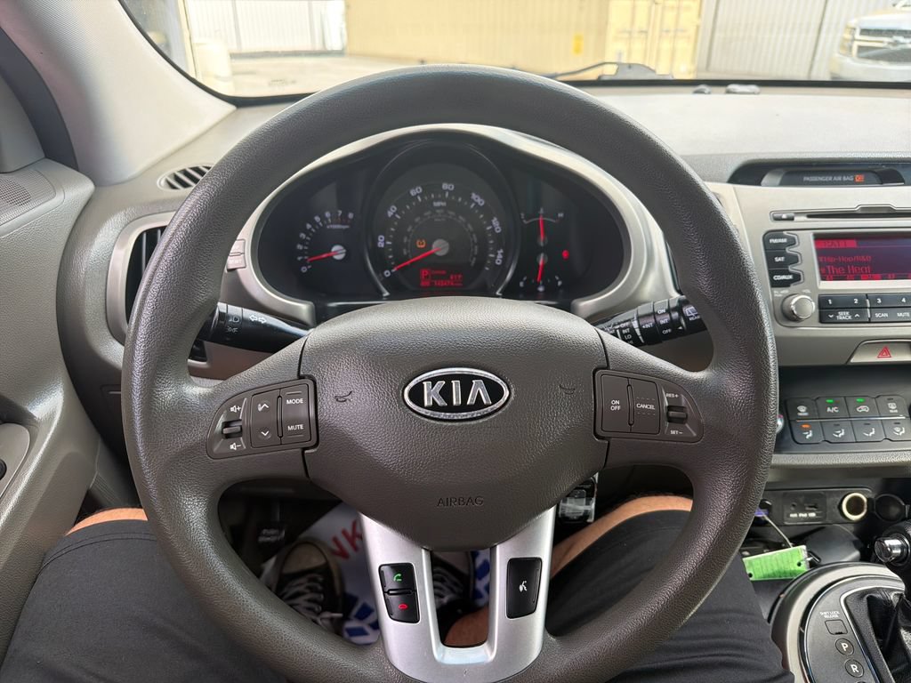 Used 2011 Kia Sportage LX w/ Convenience Pkg AWD/4WD image 13