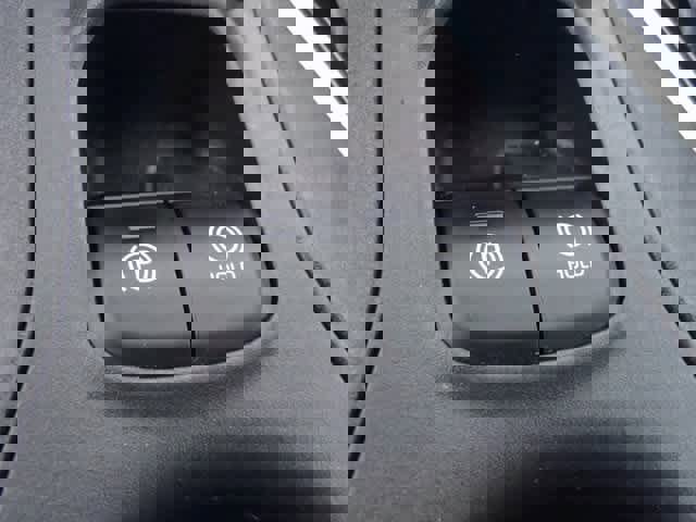 Certified 2025 Toyota Corolla Cross LE image 16