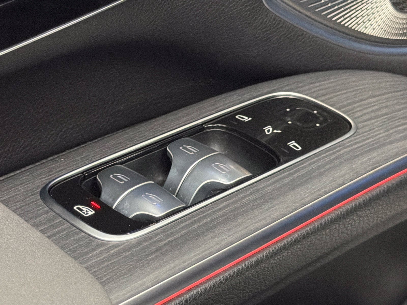 Certified 2023 Mercedes-Benz EQS 580 4MATIC SUV image 24