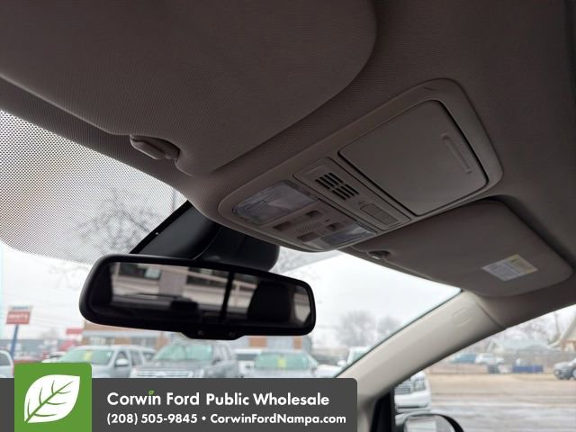 Used 2015 Honda Odyssey EX-L image 18