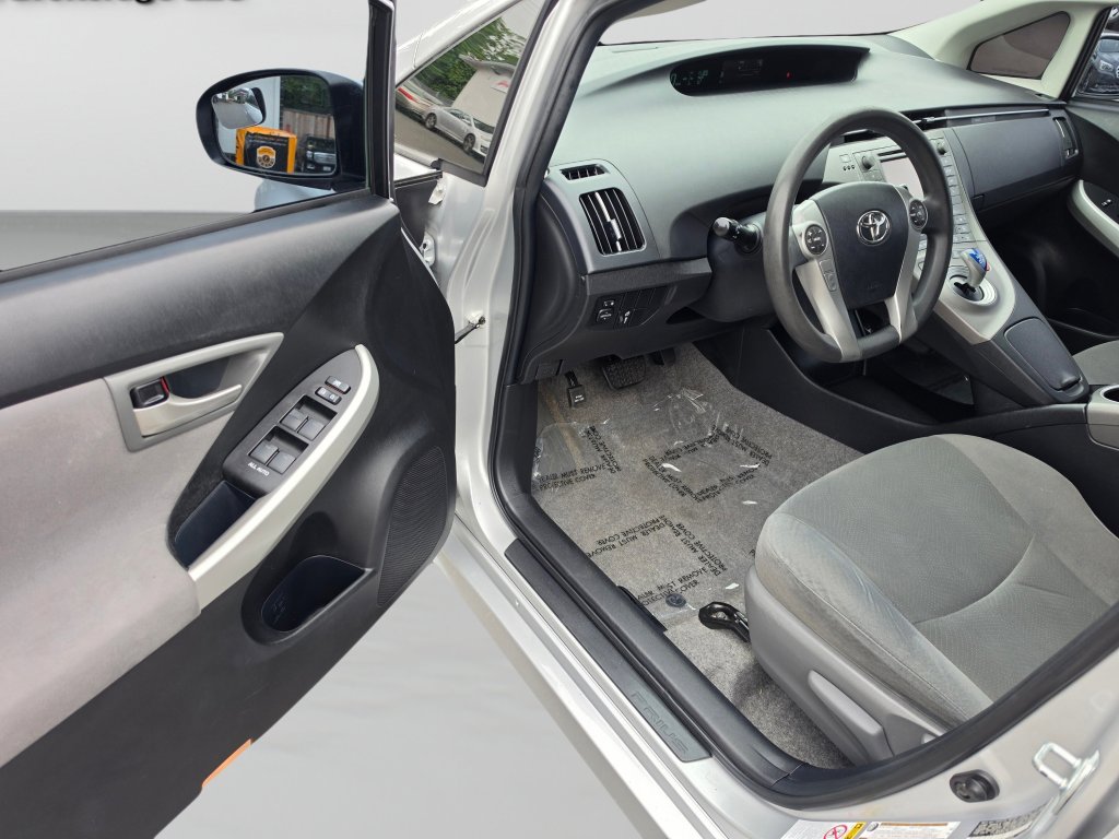 Used 2012 Toyota Prius Two FWD image 21