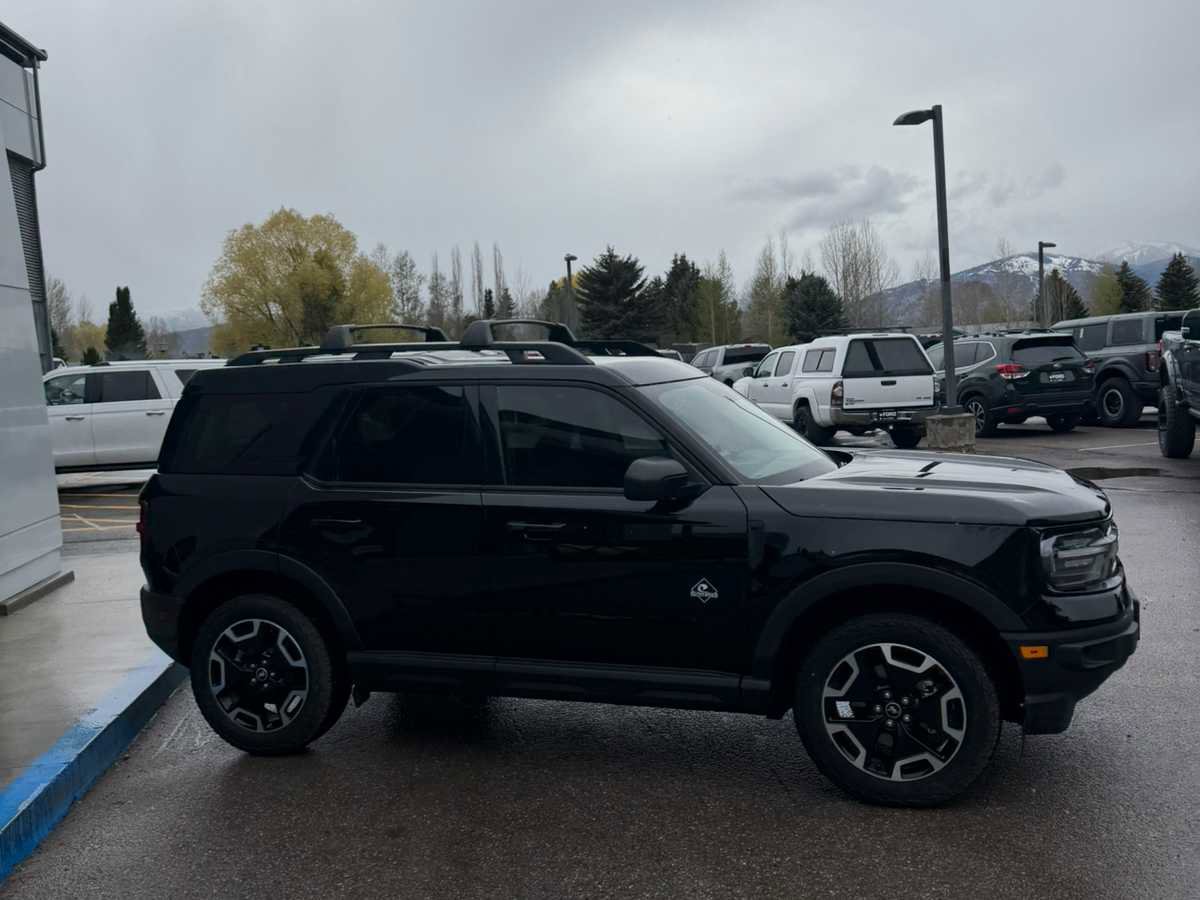 Used 2023 Ford Bronco Sport Outer Banks w/ Tech Package image 7