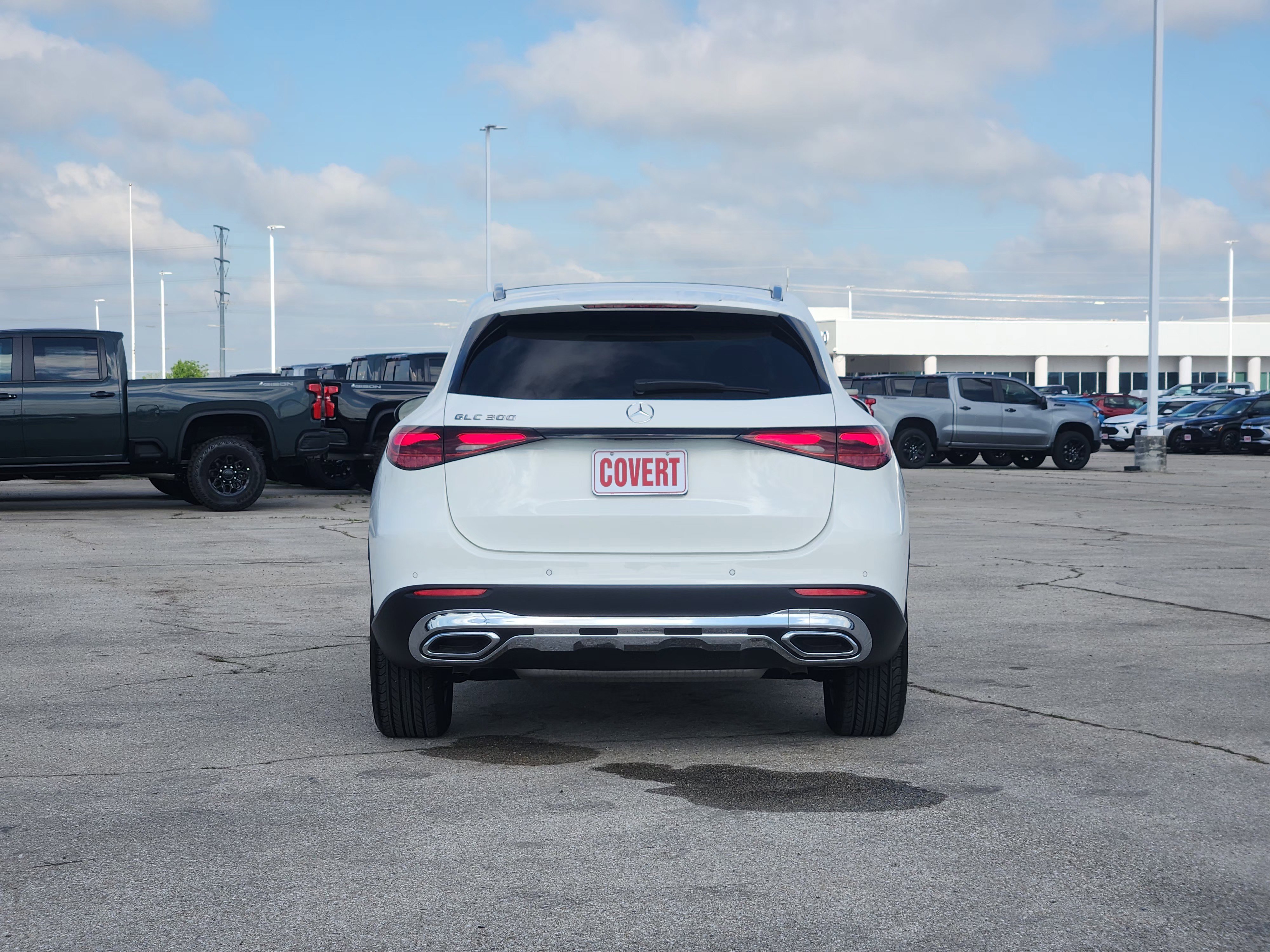 Used 2025 Mercedes-Benz GLC 300 image 6