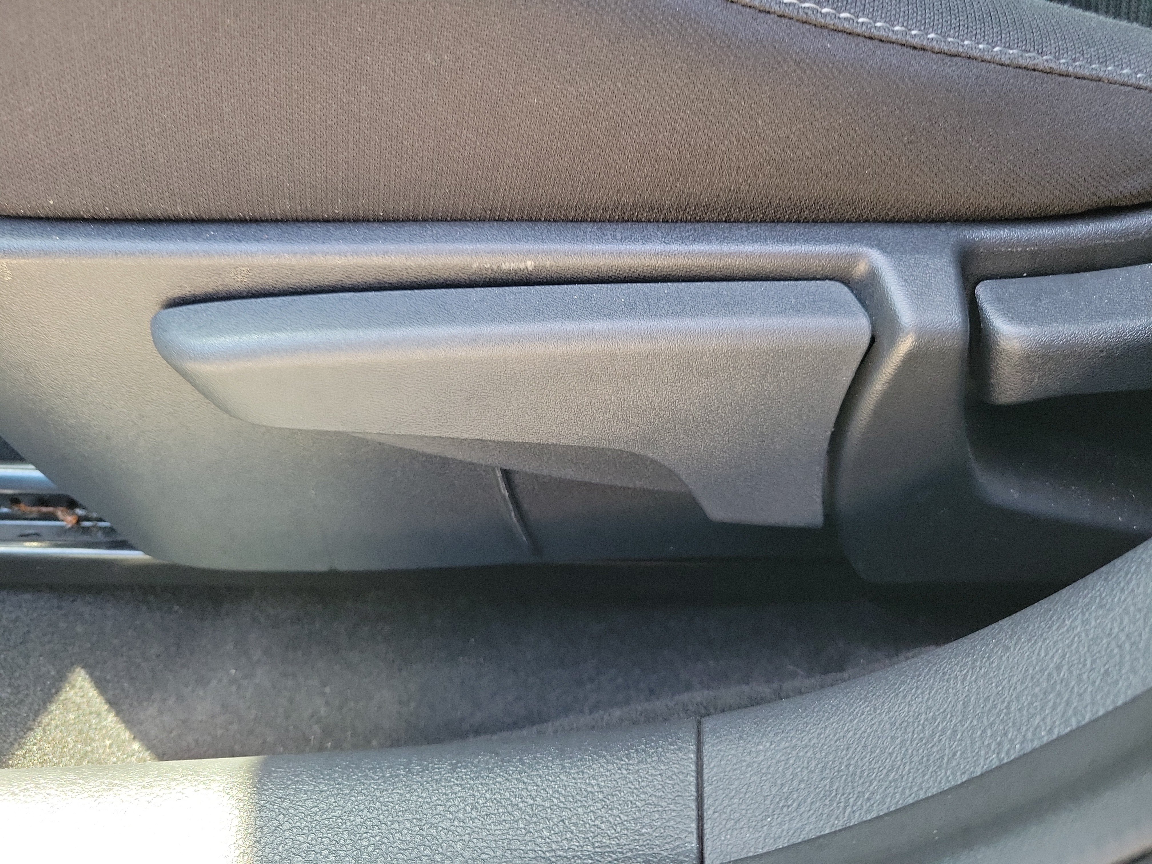 Used 2024 Nissan Sentra SV FWD image 14