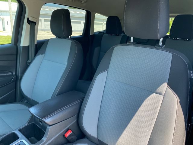 Used 2018 Ford Escape SE FWD image 12