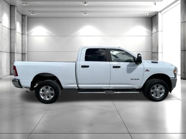 Used 2024 RAM 2500 Big Horn AWD/4WD image 9