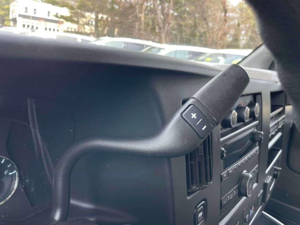 Used 2020 Chevrolet Express 3500 LT w/ LT Preferred Equipment Group RWD image 23