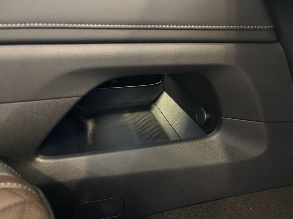 New 2026 Nissan Armada Platinum image 20