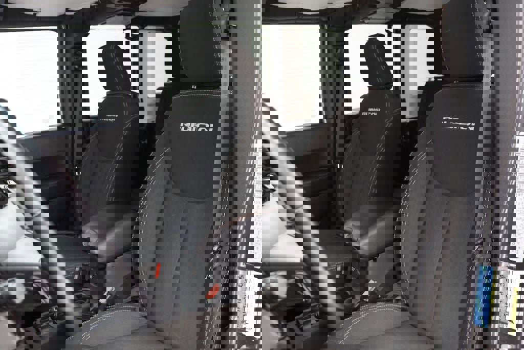 Used 2017 Jeep Wrangler Unlimited Rubicon w/ Dual Top Group image 20