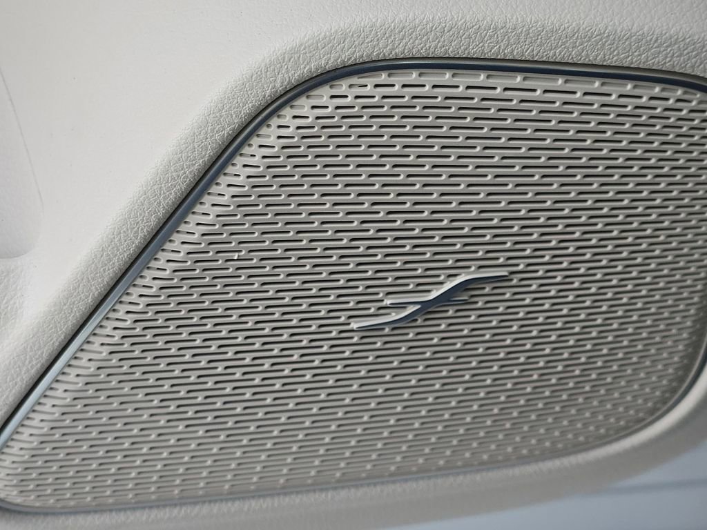 New 2026 Mercedes-Benz GLB 250 4MATIC image 25