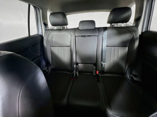 Used 2023 Volkswagen Tiguan SE FWD image 26